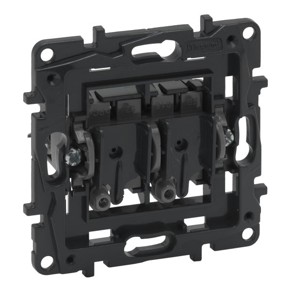 Niloe Step Einsatz Doppelwechselschalter 10Ax – 864008