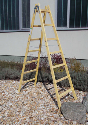 Alva Holz Doppelleiter mit 7 Sprossen ÖNORM EN 131-1,-2,-3,  Höhe 226,5 cm - HDL7SP