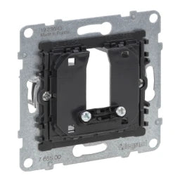 LEGRAND SEANO Einsatz Kabelauslass ohne Klemmblo ck mit Zugentlastung Kabel d=12 mm IP 21  – 765500
